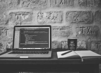 Jak rozwija się infrastruktura światłowodowa na świecie?