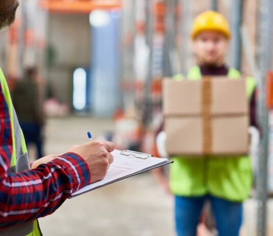 Jak wybrać system ERP dla średniej i dużej firmy?