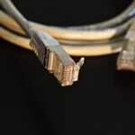 Kabel Cat 5e, Cat 6 czy Cat 7 – jaki przewód Ethernet wybrać do domowej sieci?